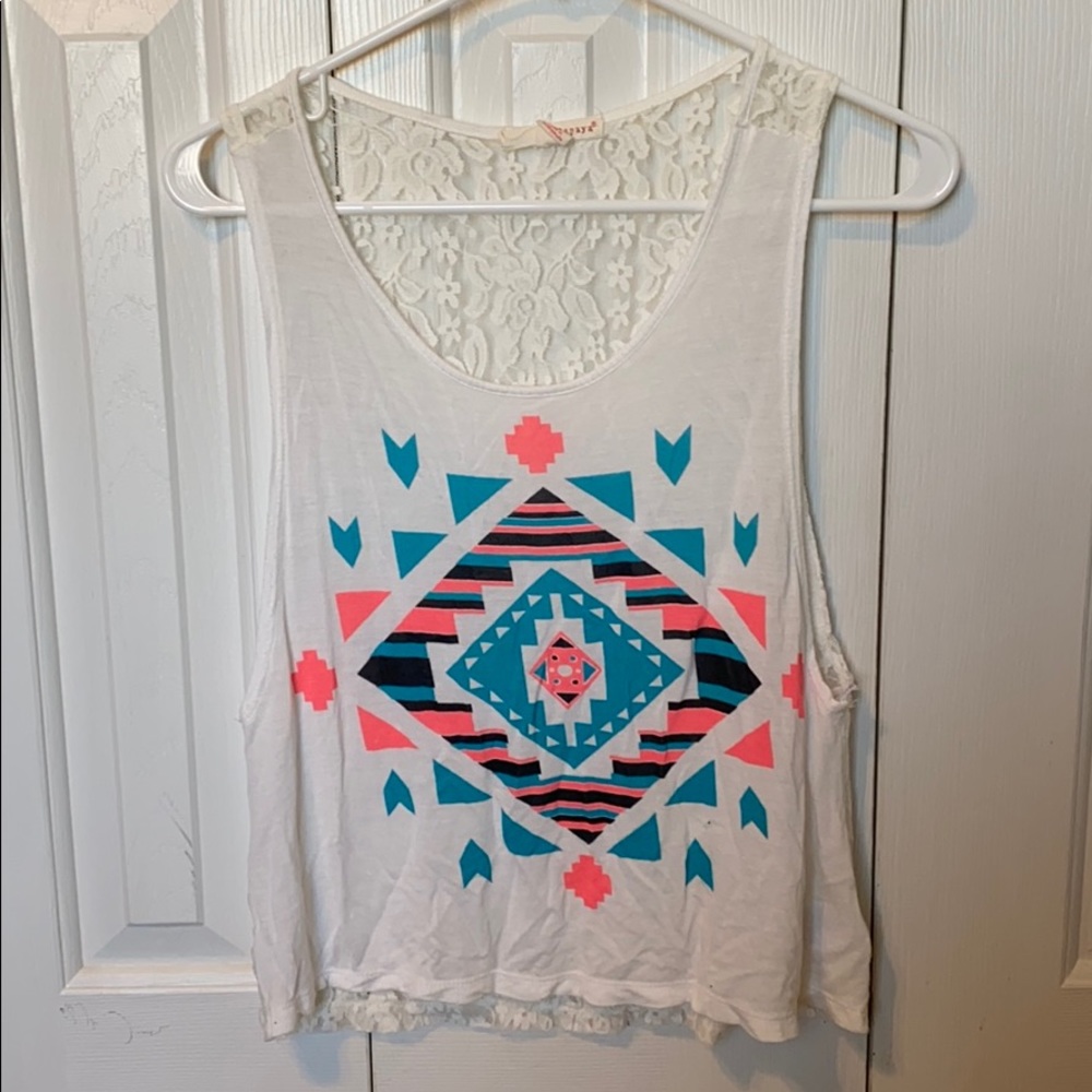 Papaya geometric tank.